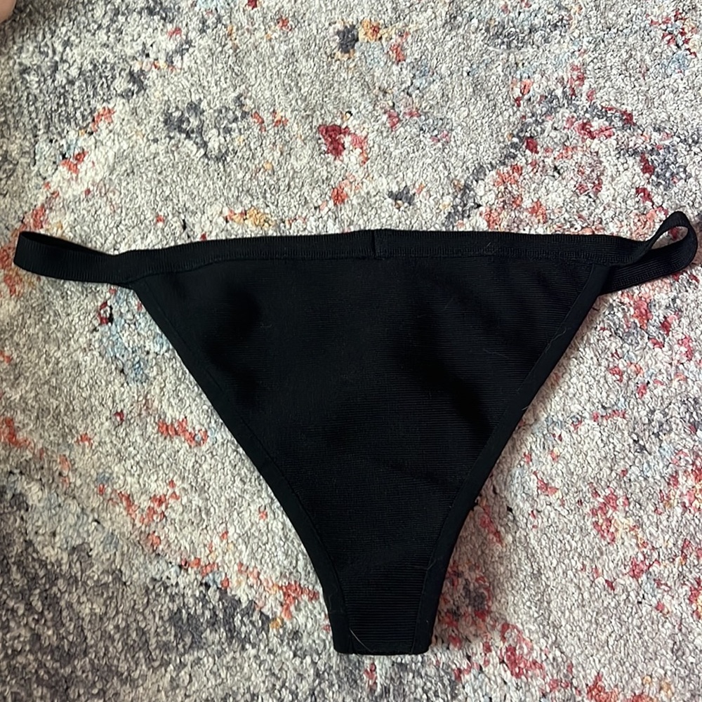 MISSGUIDED bikini - Picture 2 of 4